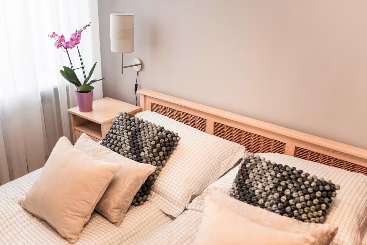 דירות ורשה Apartament Chmielna 5 מראה חיצוני תמונה